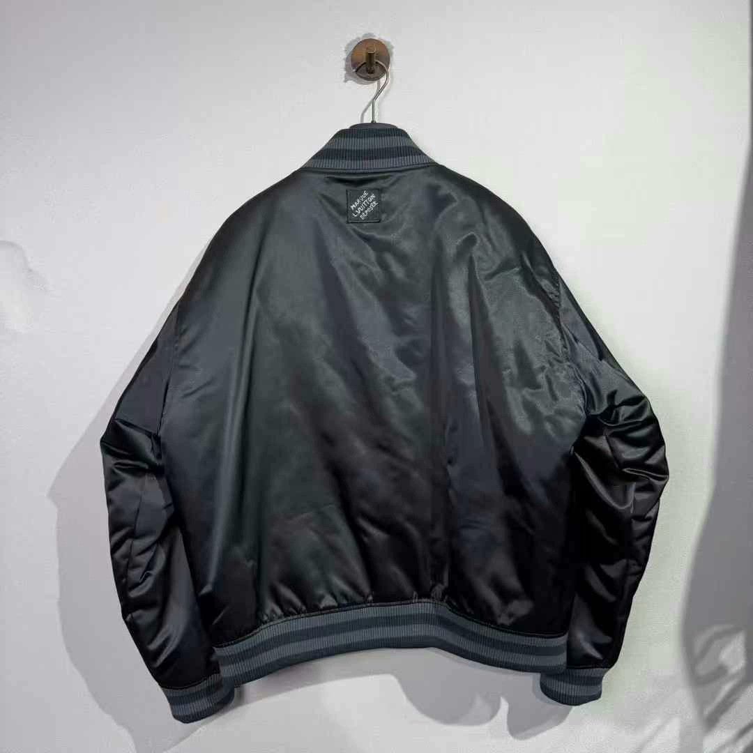 Louis Vuitton louis vuitton 25 new rhinestone baseball jacket Size US XXL / EU 58 / 5 - 2 Thumbnail