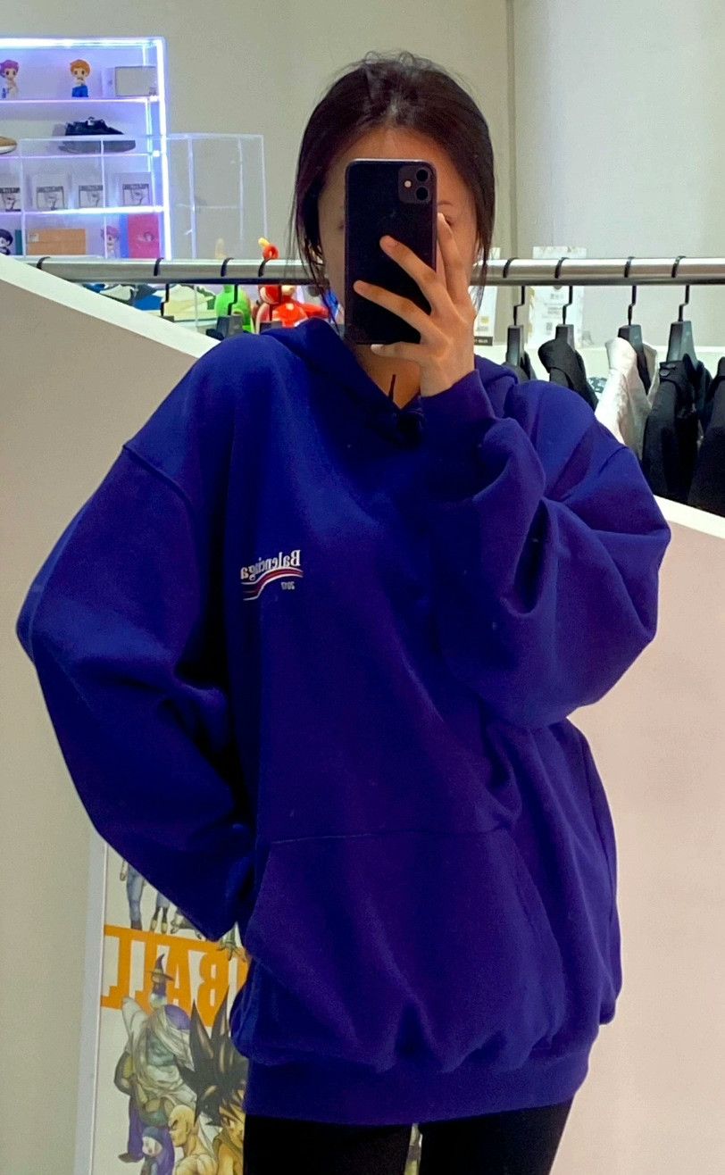 Balenciaga balenciaga ocean wave hoodie in purple Size US XS / EU 42 / 0 - 5 Thumbnail