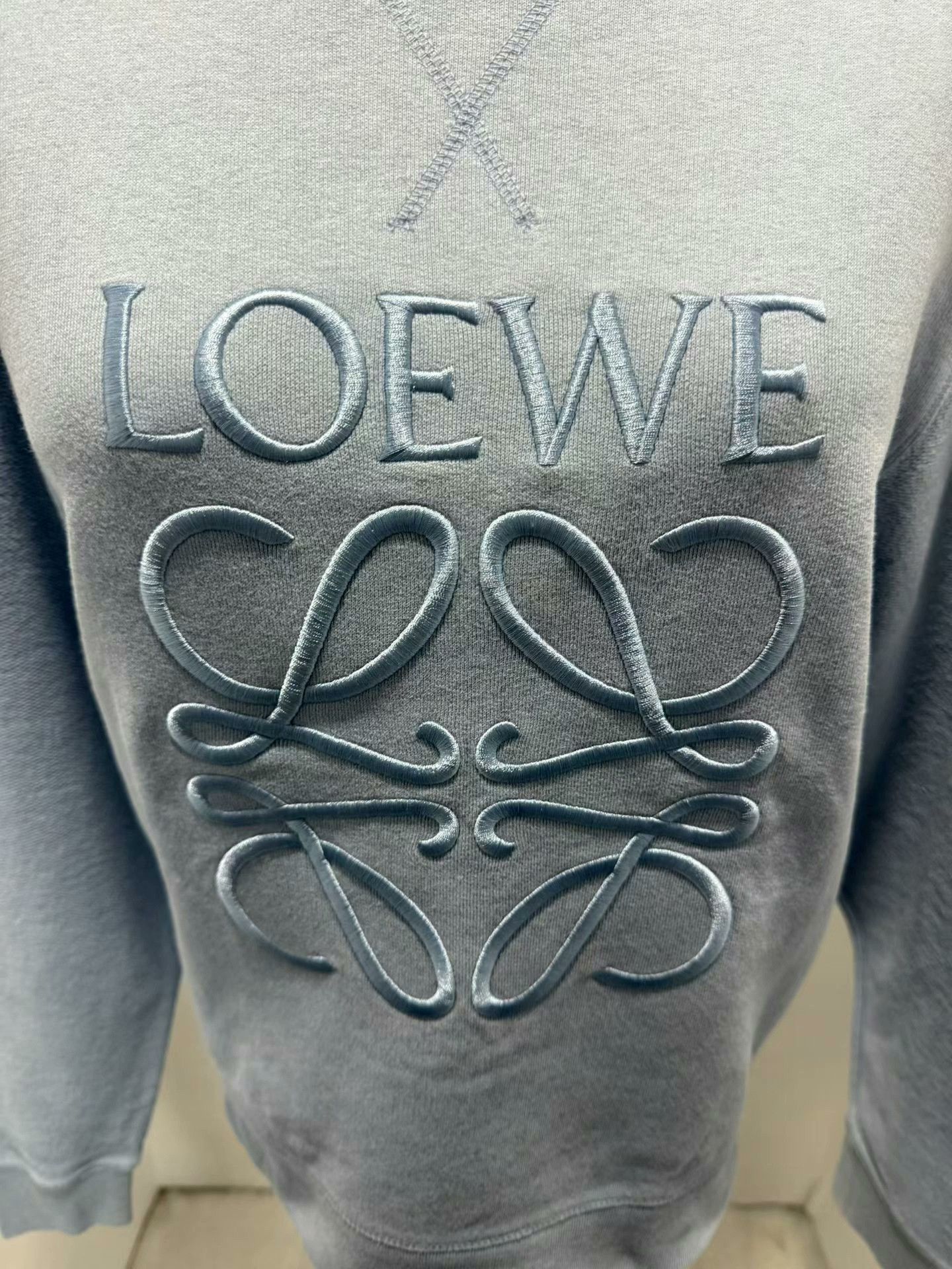 Loewe Loewe embroidered logo sweatshirt in blue Size XS / US 0-2 / IT 36-38 - 3 Thumbnail