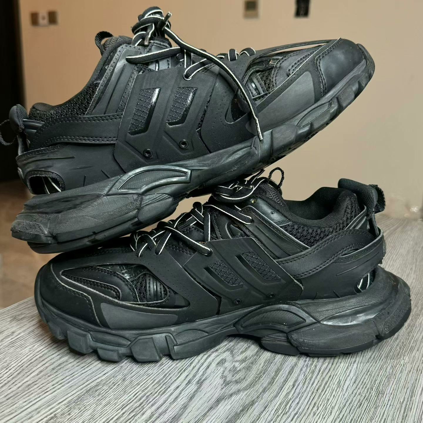 Balenciaga balenciaga track 1.0 black sneakers size 41 Size US 8.5 / EU 41-42 - 3 Thumbnail