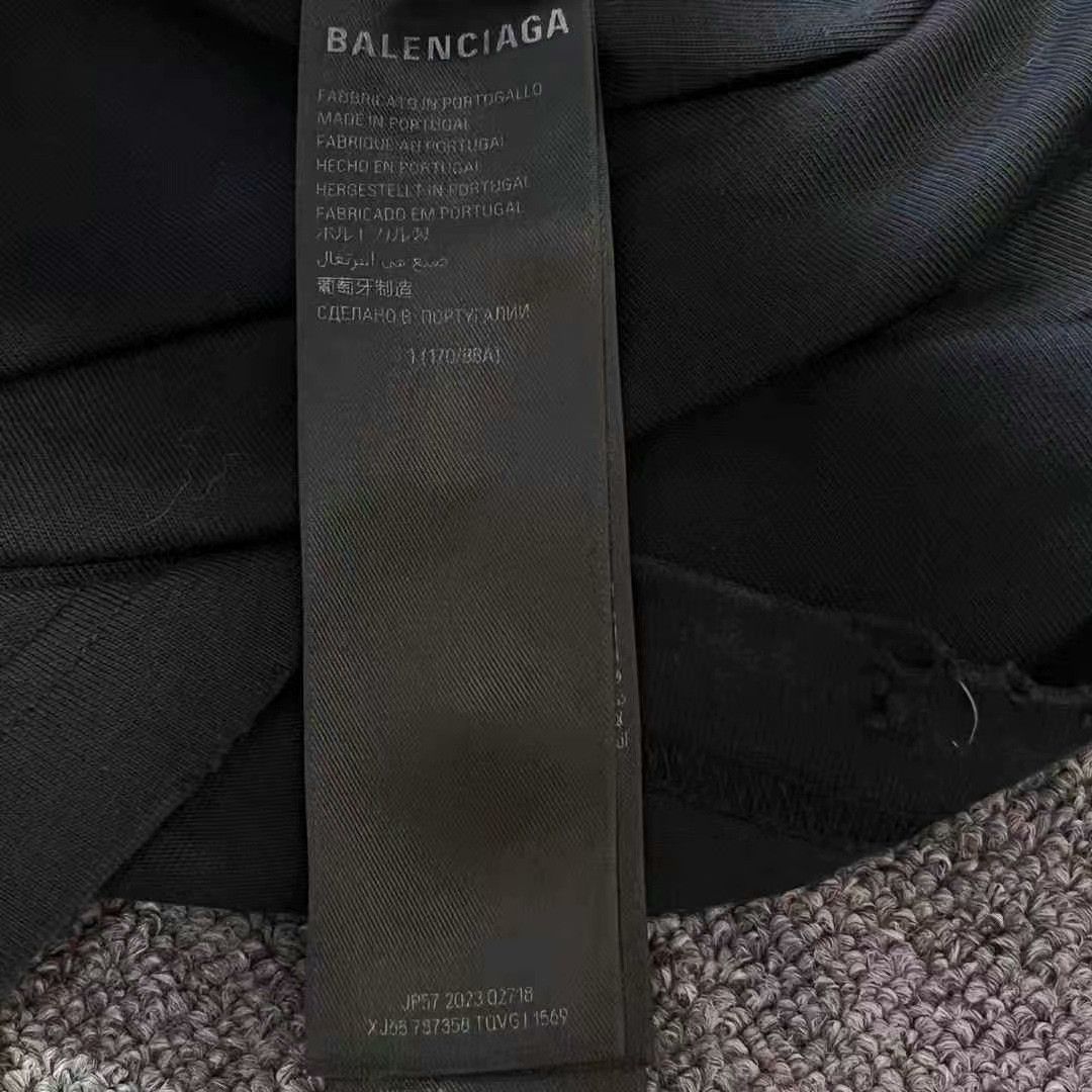 Balenciaga black balenciaga ai logo short sleeve t-shirt Size US L / EU 52-54 / 3 - 5 Thumbnail