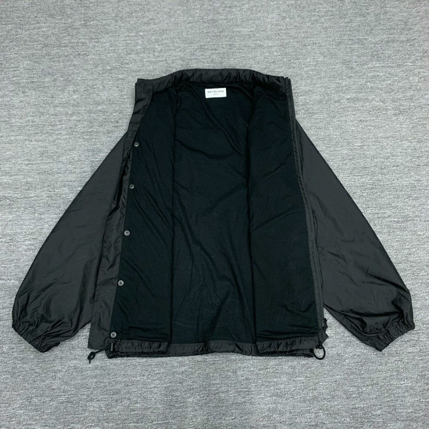 Balenciaga balenciaga black patterned windbreaker jacket Size US XS / EU 42 / 0 - 5 Thumbnail