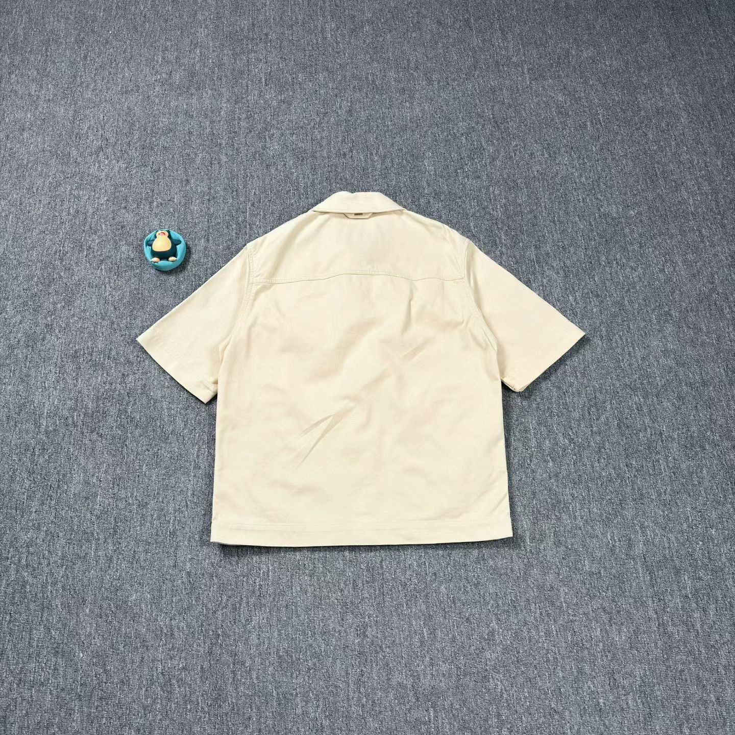 Louis Vuitton beige short sleeve printed shirt by LV Size US M / EU 48-50 / 2 - 2 Thumbnail