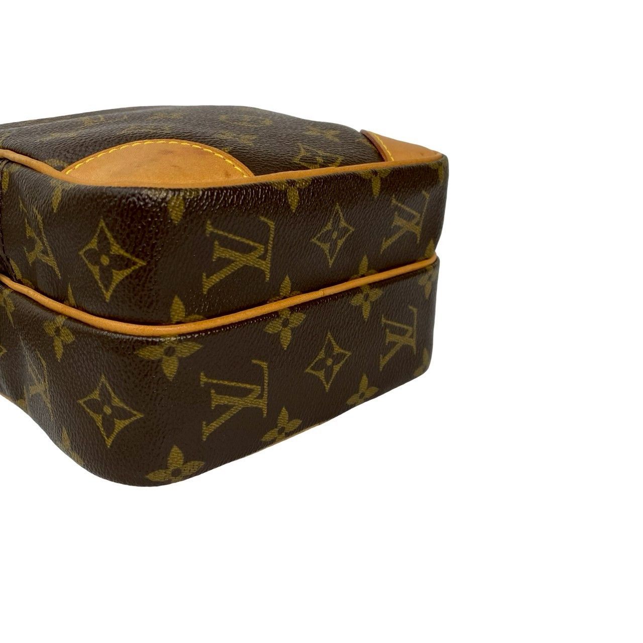Louis Vuitton Louis Vuitton Louis Vuitton Amazon Monogram Leather Shoulder Bag Canvas Shoulder Bag DUTY FREE for USA Size ONE SIZE - 8 Thumbnail