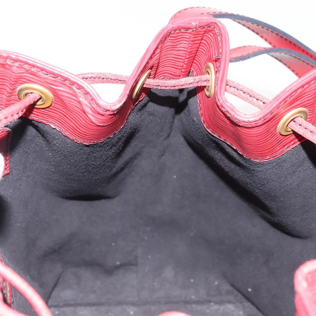 Louis Vuitton Louis Vuitton Petit Noe Handbag Epi Leather Size ONE SIZE - 22 Thumbnail