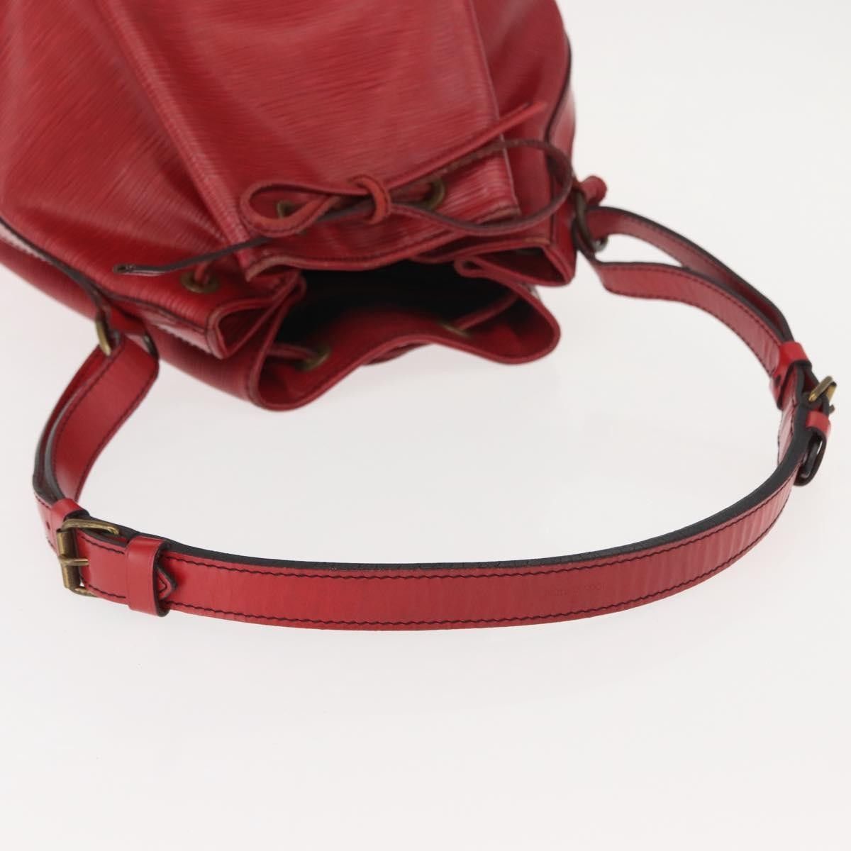 Louis Vuitton Louis Vuitton Petit Noe Handbag Epi Leather Size ONE SIZE - 8 Thumbnail