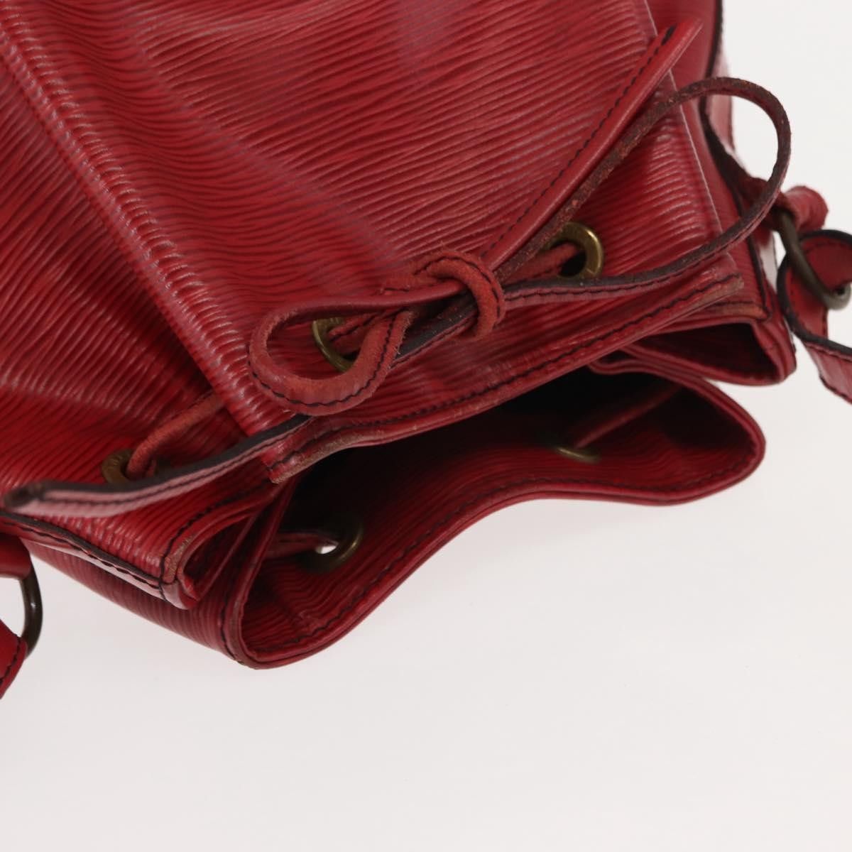 Louis Vuitton Louis Vuitton Petit Noe Handbag Epi Leather Size ONE SIZE - 18 Thumbnail