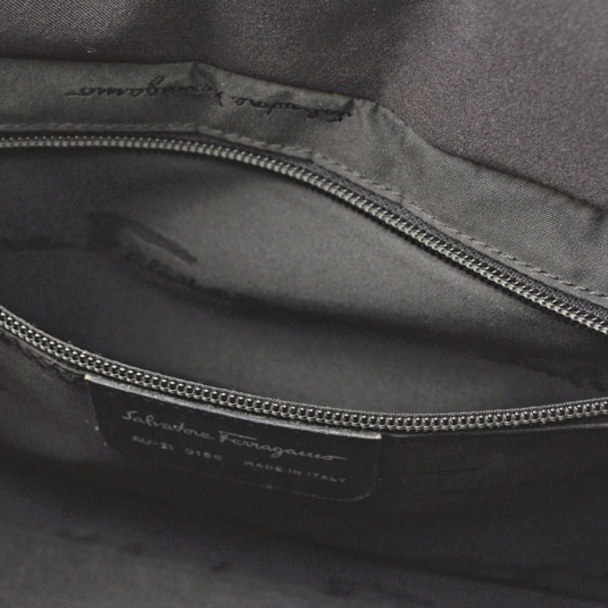 Salvatore Ferragamo Salvatore Ferragamo Vara Chain Tote Bag/Shoulder Bag, Black, AU-21 0186 Size ONE SIZE - 5 Thumbnail