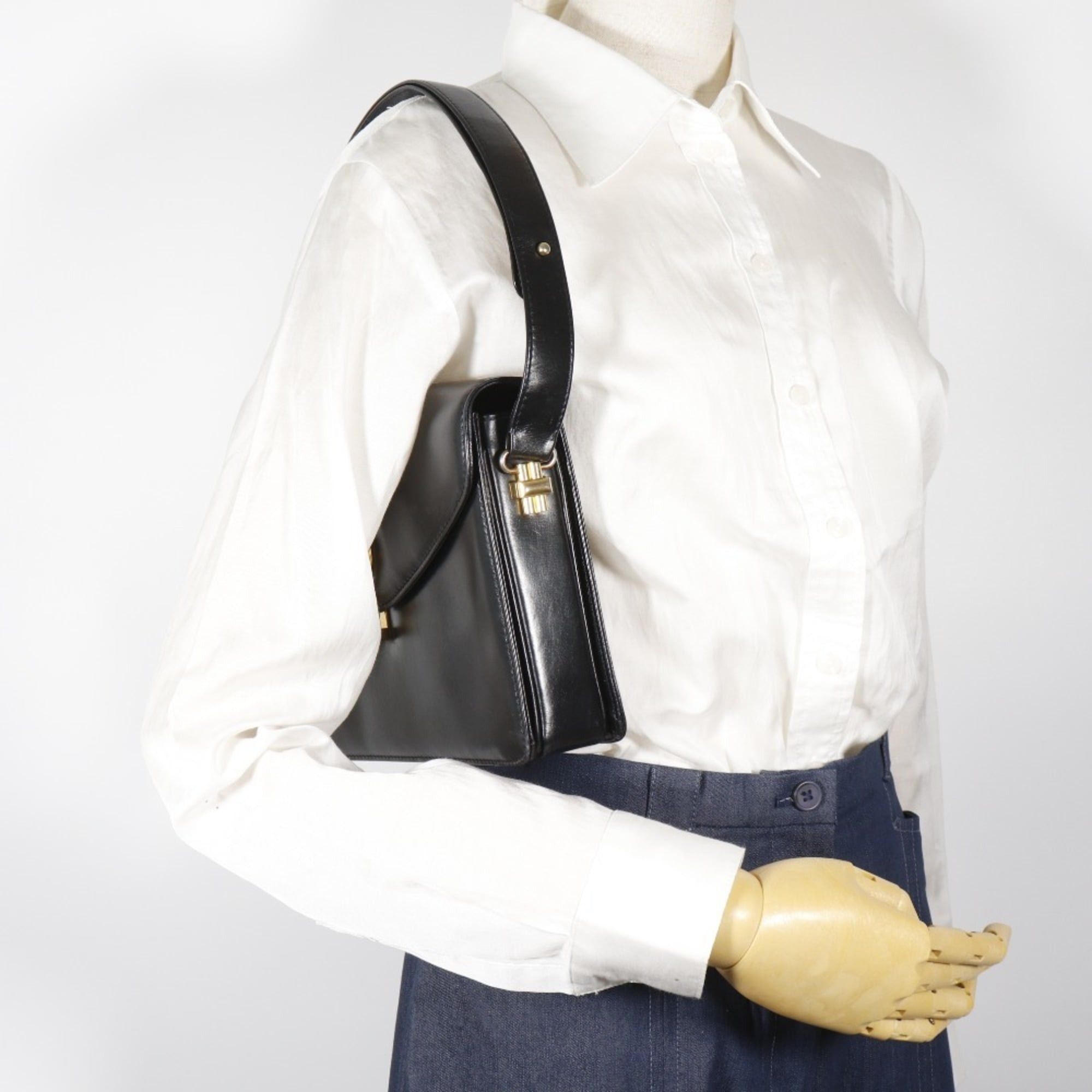 Gucci Gucci Old Shoulder Bag, Vintage Calfskin, Black, A5 Size, Flap, Women's Size ONE SIZE - 20 Thumbnail