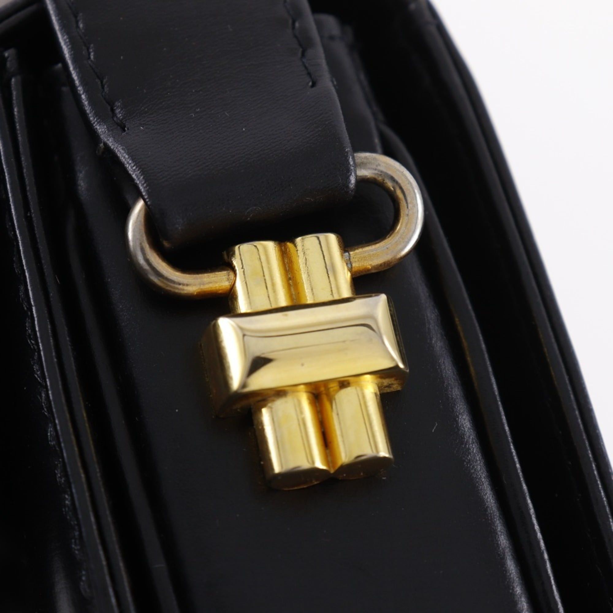 Gucci Gucci Old Shoulder Bag, Vintage Calfskin, Black, A5 Size, Flap, Women's Size ONE SIZE - 10 Thumbnail