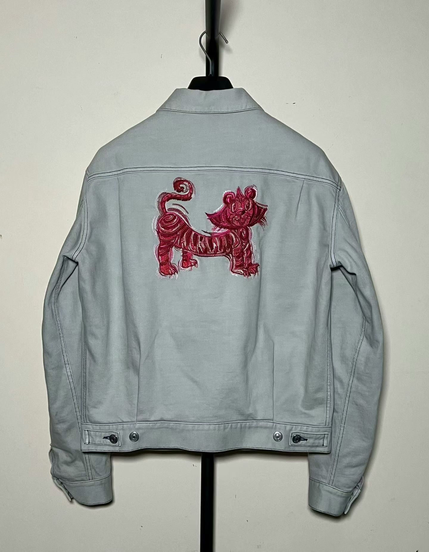 Dior gray-blue tiger embroidered jacket by Dior Size US L / EU 52-54 / 3 - 2 Thumbnail