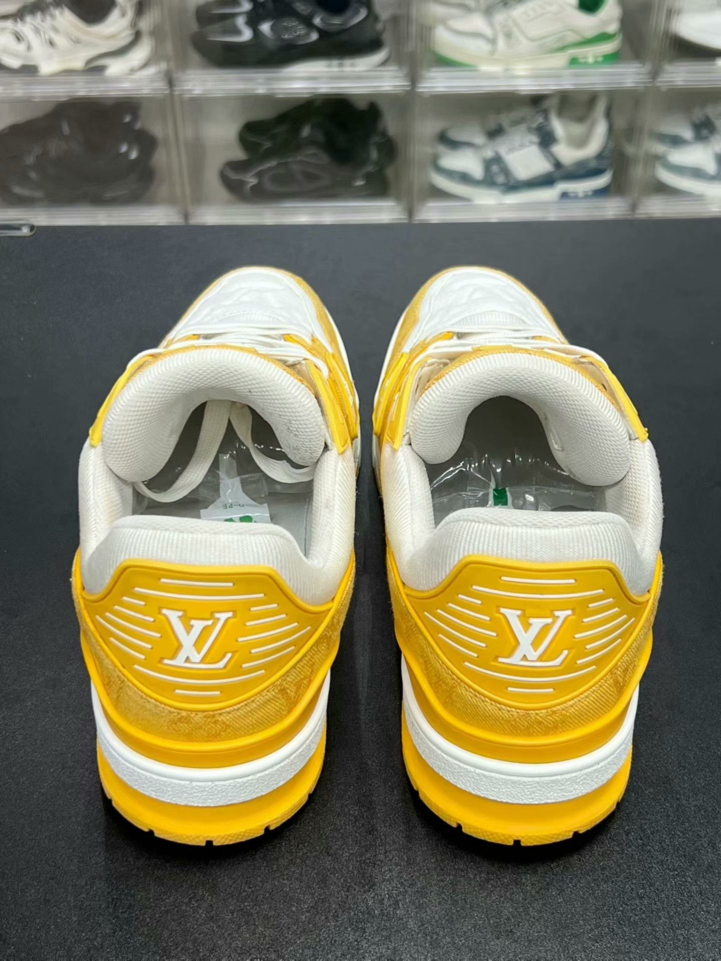 Louis Vuitton lv trainer yellow white sneakers uk9.5 Size US 9.5 / EU 42-43 - 7 Thumbnail