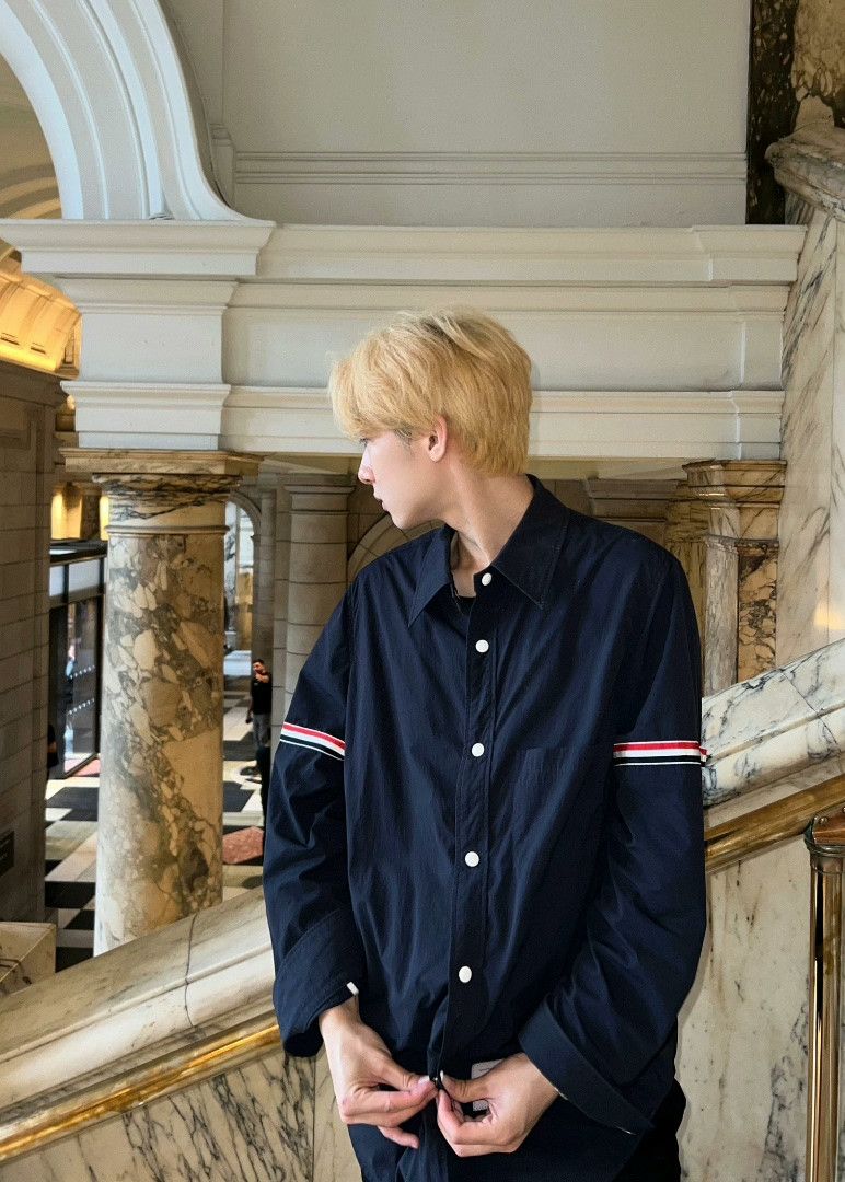Thom Browne thom browne navy nylon long sleeve shirt Size US M / EU 48-50 / 2 - 7 Thumbnail
