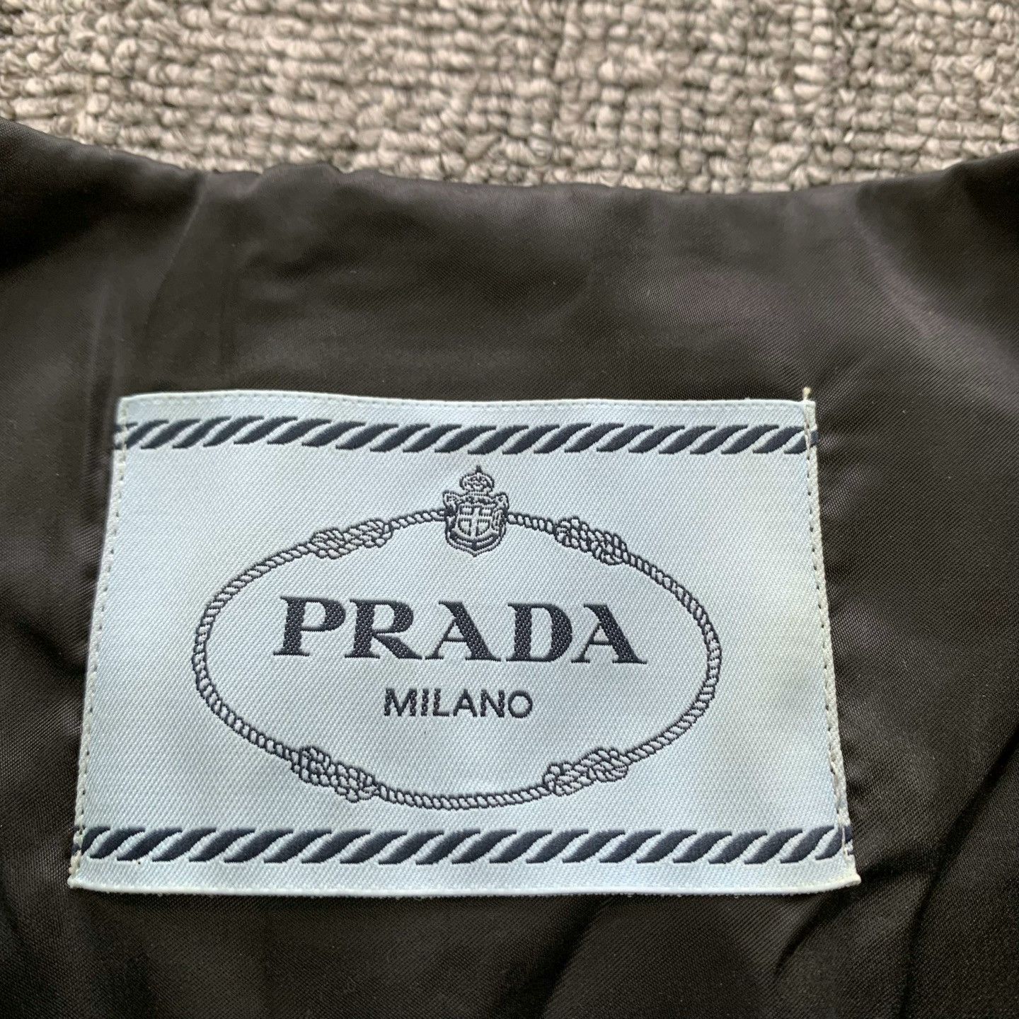 Prada beige short leather jacket with triangle logo Size M / US 6-8 / IT 42-44 - 4 Thumbnail