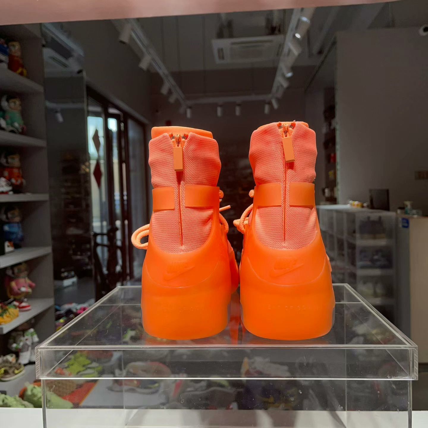 Balenciaga fog1 orange sneakers size 44 in box Size US 10 / EU 43 - 3 Thumbnail