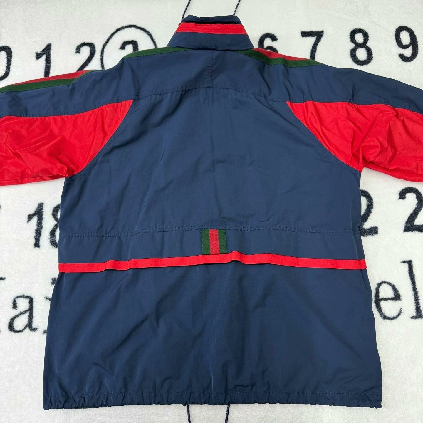 Gucci gucci red blue color-blocked jacket Size US L / EU 52-54 / 3 - 3 Thumbnail