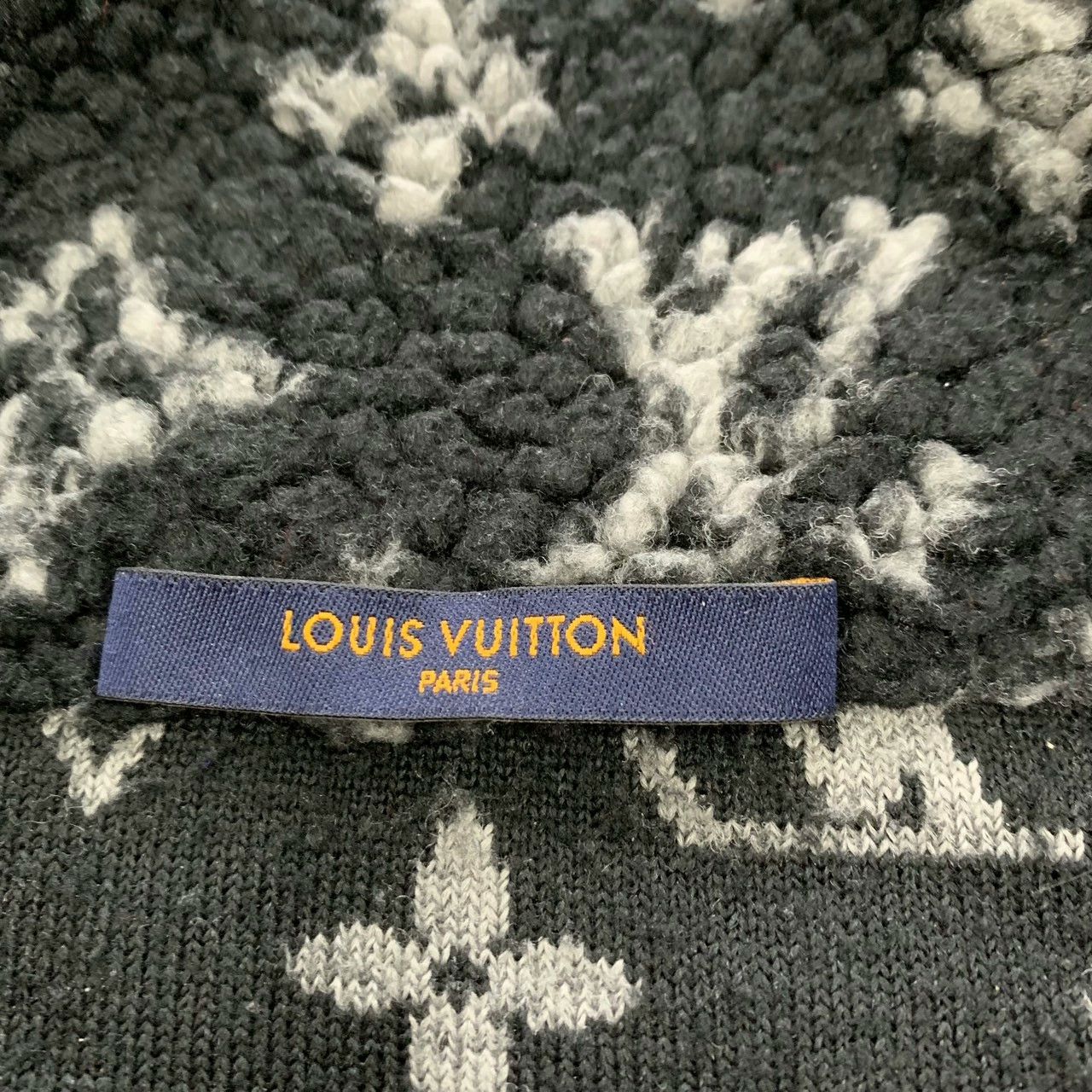 Louis Vuitton lv black patterned teddy jacket size xl Size US XL / EU 56 / 4 - 8 Thumbnail