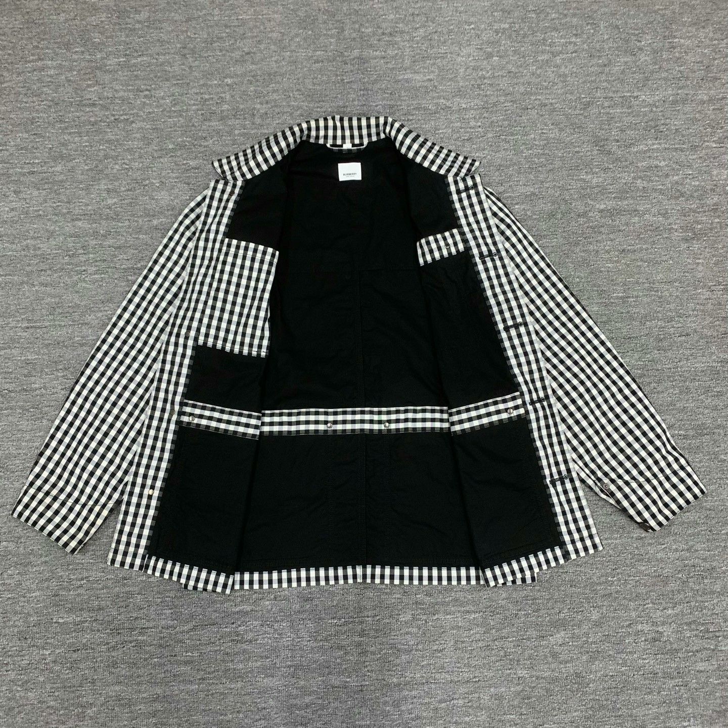 Burberry burberry black and white checkered shirt jacket Size US S / EU 44-46 / 1 - 9 Thumbnail