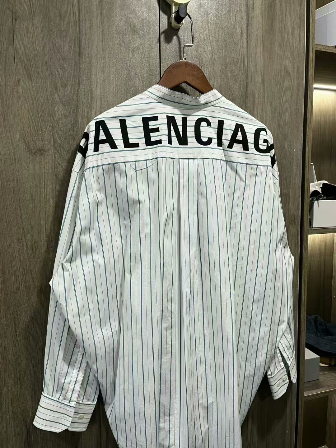 Balenciaga balenciaga white striped logo long sleeve shirt Size S / US 4 / IT 40 - 2 Thumbnail
