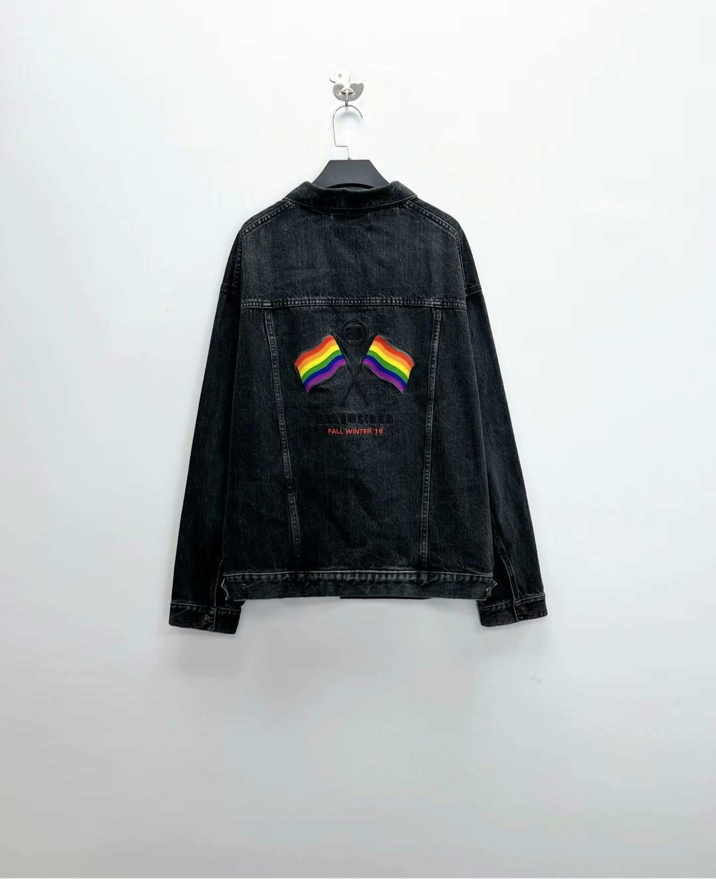 Balenciaga balenciaga black distressed denim jacket unisex Size US M / EU 48-50 / 2 - 2 Thumbnail