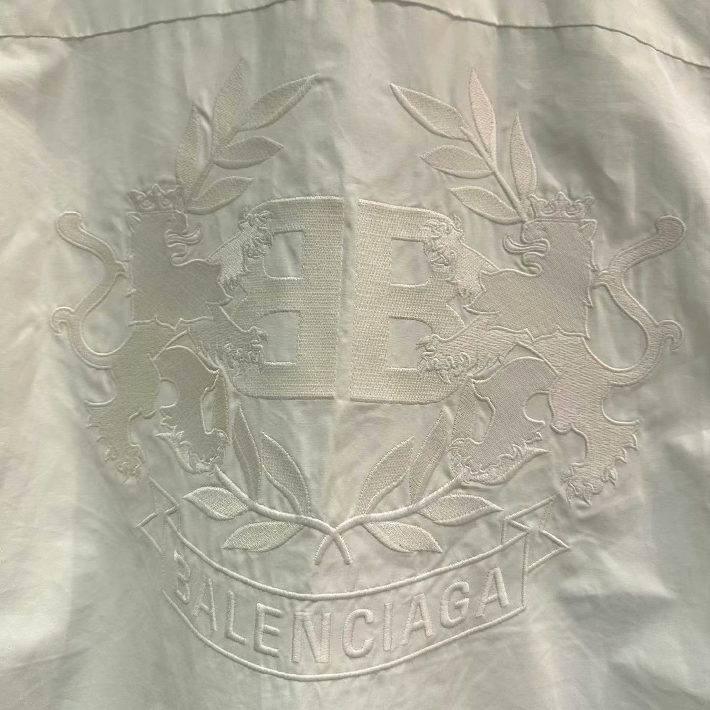 Balenciaga balenciaga white embroidered shirt jacket size 38 Size US M / EU 48-50 / 2 - 5 Thumbnail