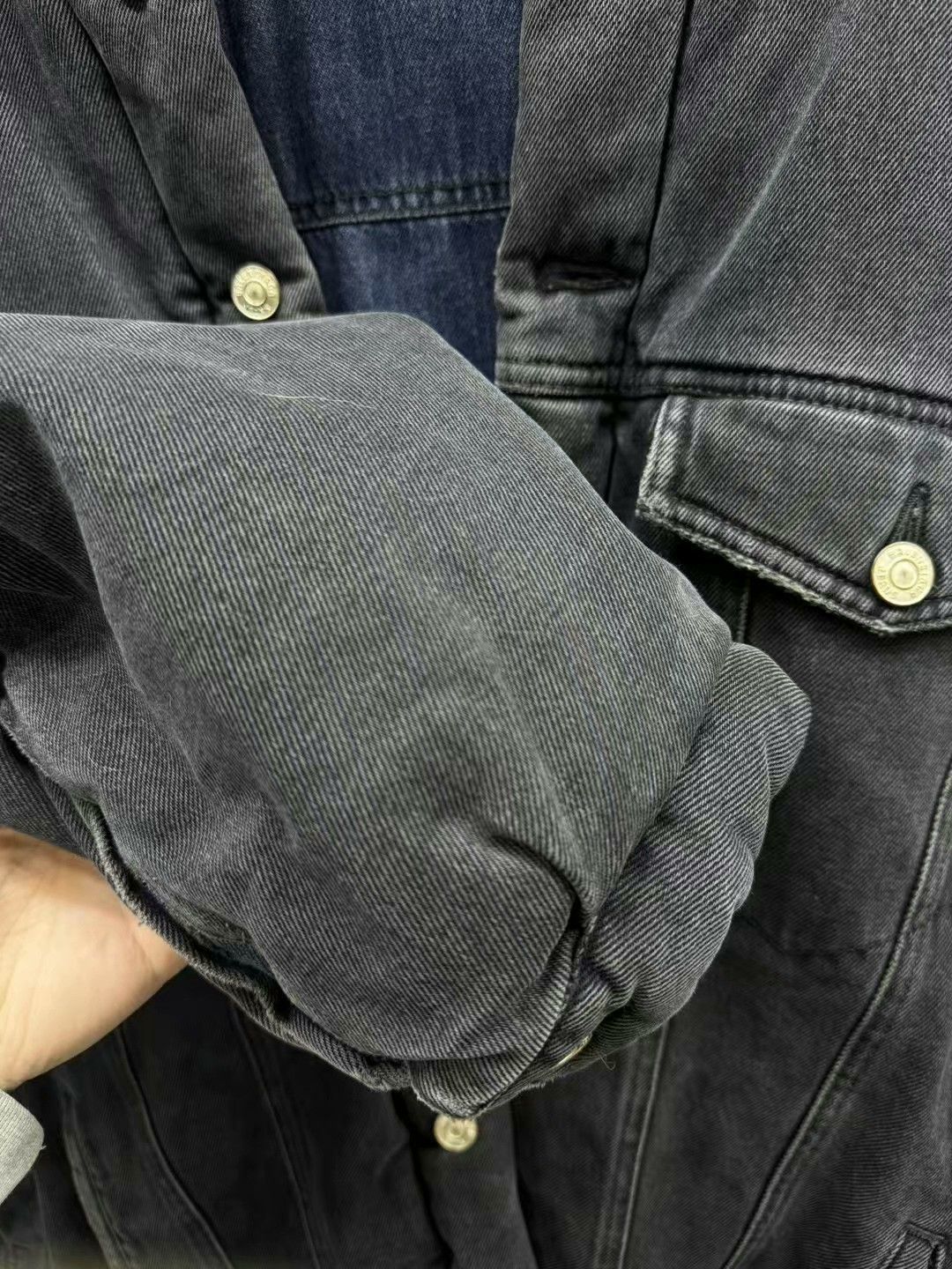 Balenciaga balenciaga color-block oversized denim jacket Size US M / EU 48-50 / 2 - 8 Thumbnail