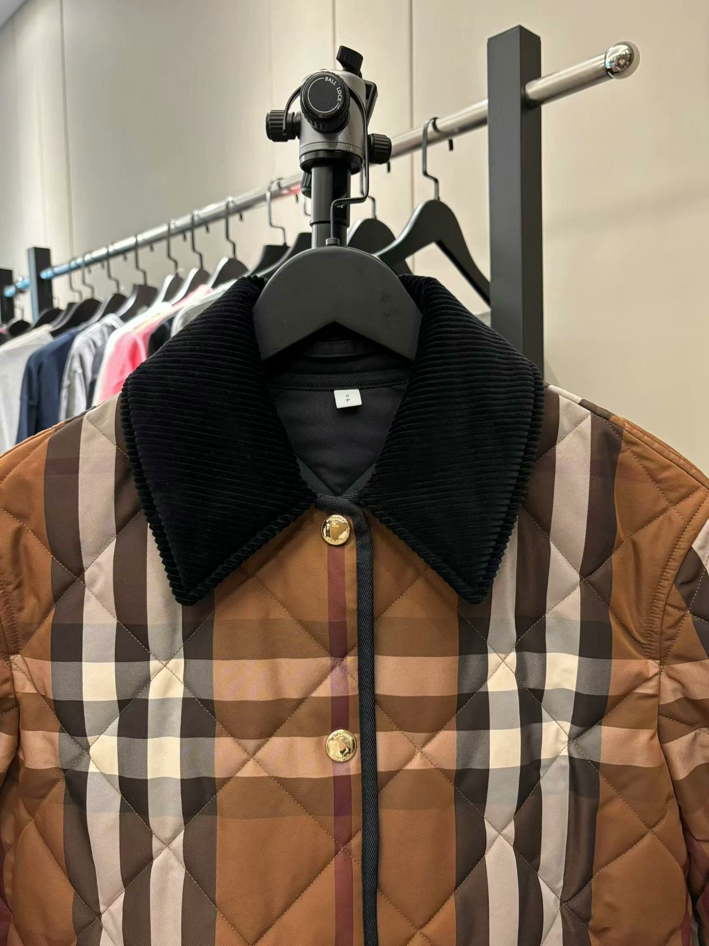 Burberry burberry quilted check cotton jacket size s Size S / US 4 / IT 40 - 2 Thumbnail