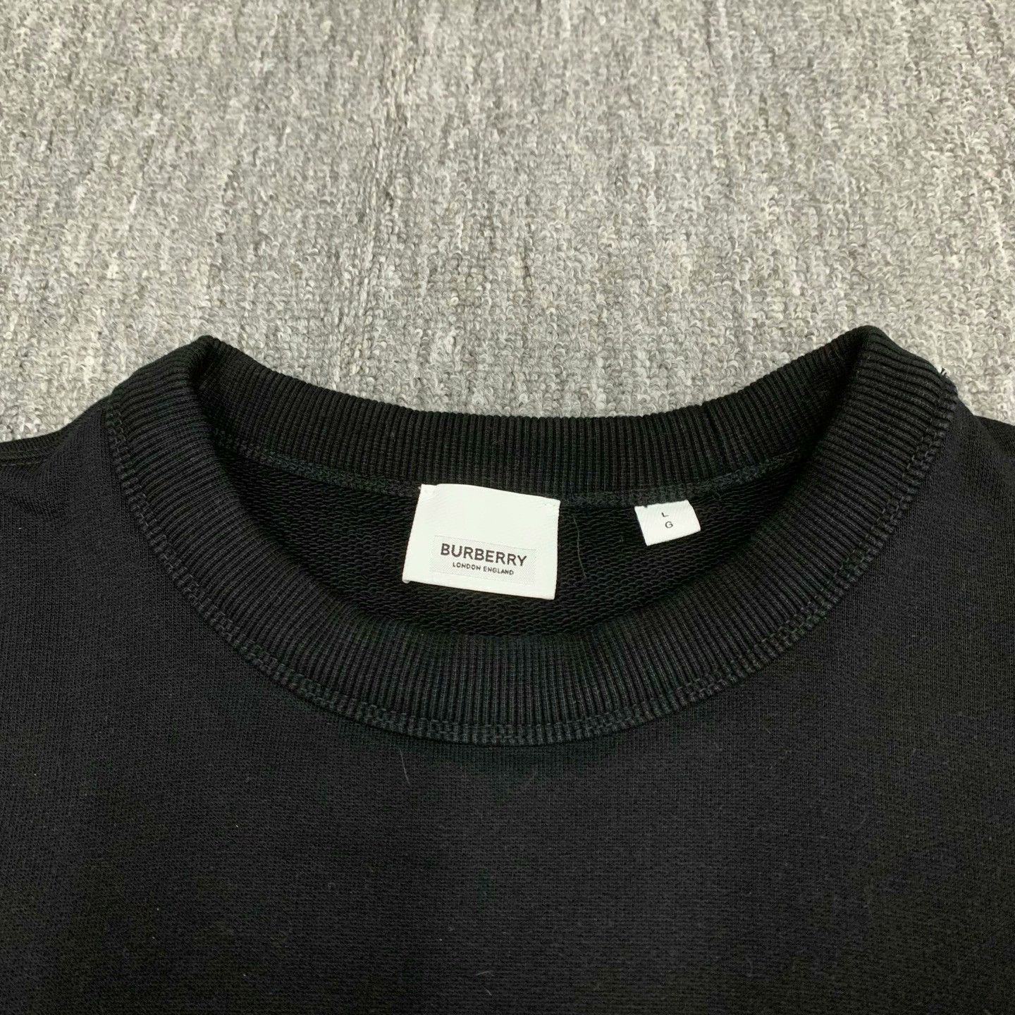 Burberry burberry black logo sweatshirt size large Size US L / EU 52-54 / 3 - 4 Thumbnail
