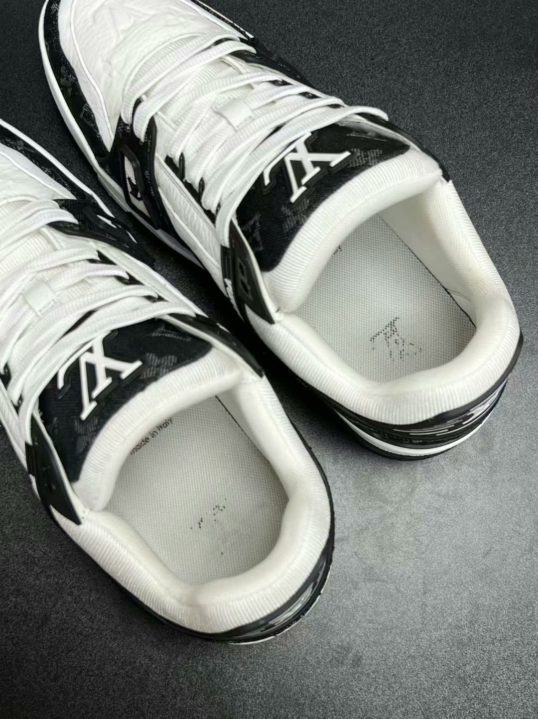 Louis Vuitton LV Trainer Black and White Sneakers UK7 Size US 7 / EU 40 - 4 Thumbnail