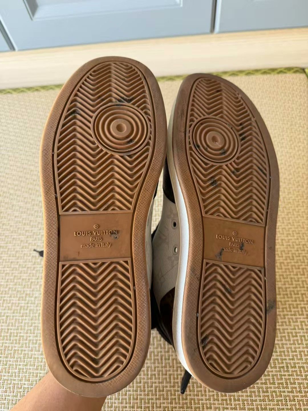 Louis Vuitton LV Rivoli High Top Sneakers 8/42 Size Size US 8 / EU 41 - 8 Thumbnail