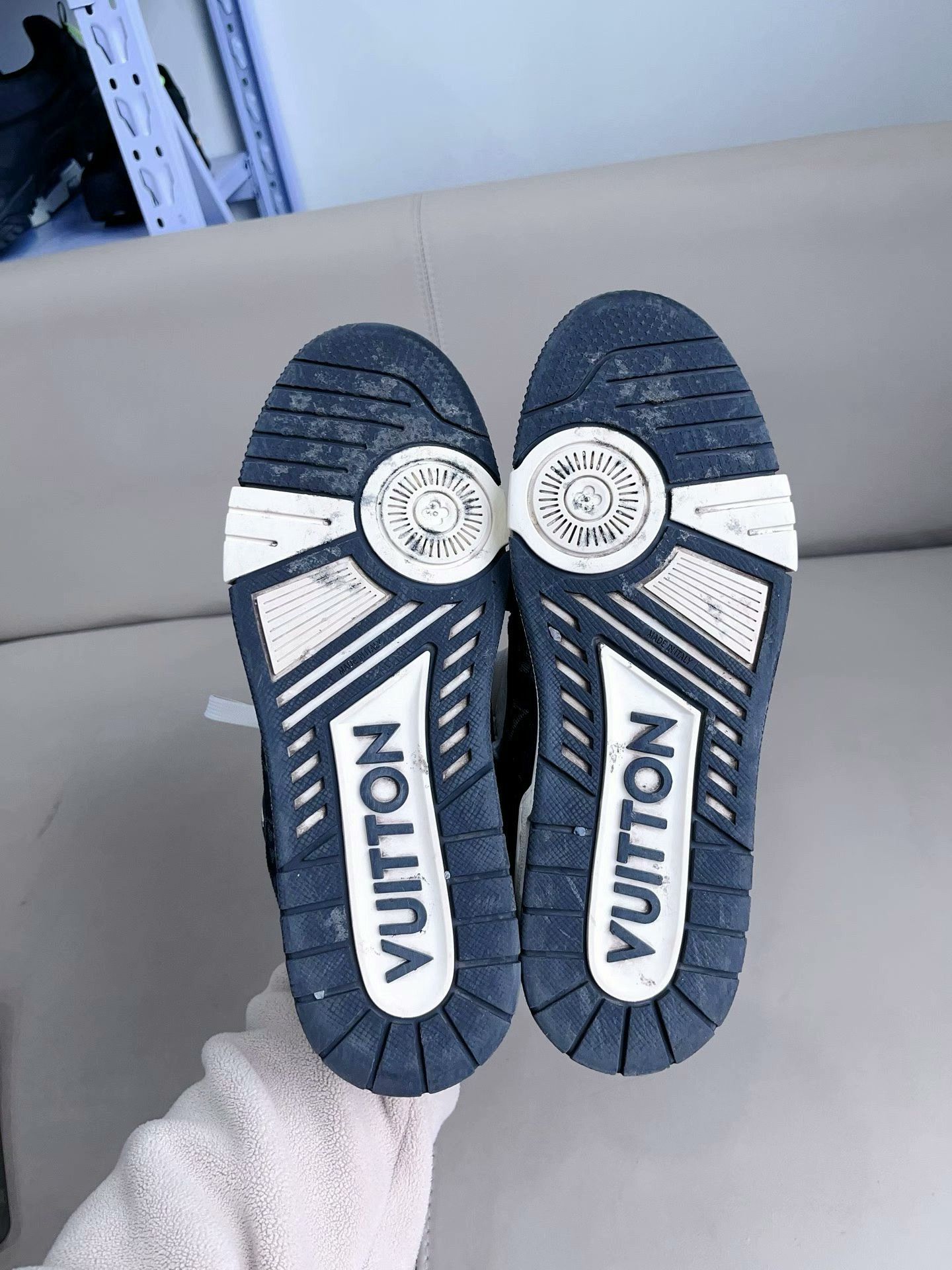 Louis Vuitton Louis Vuitton LV Trainer Black and White Sneakers Size US 10 / EU 43 - 7 Thumbnail