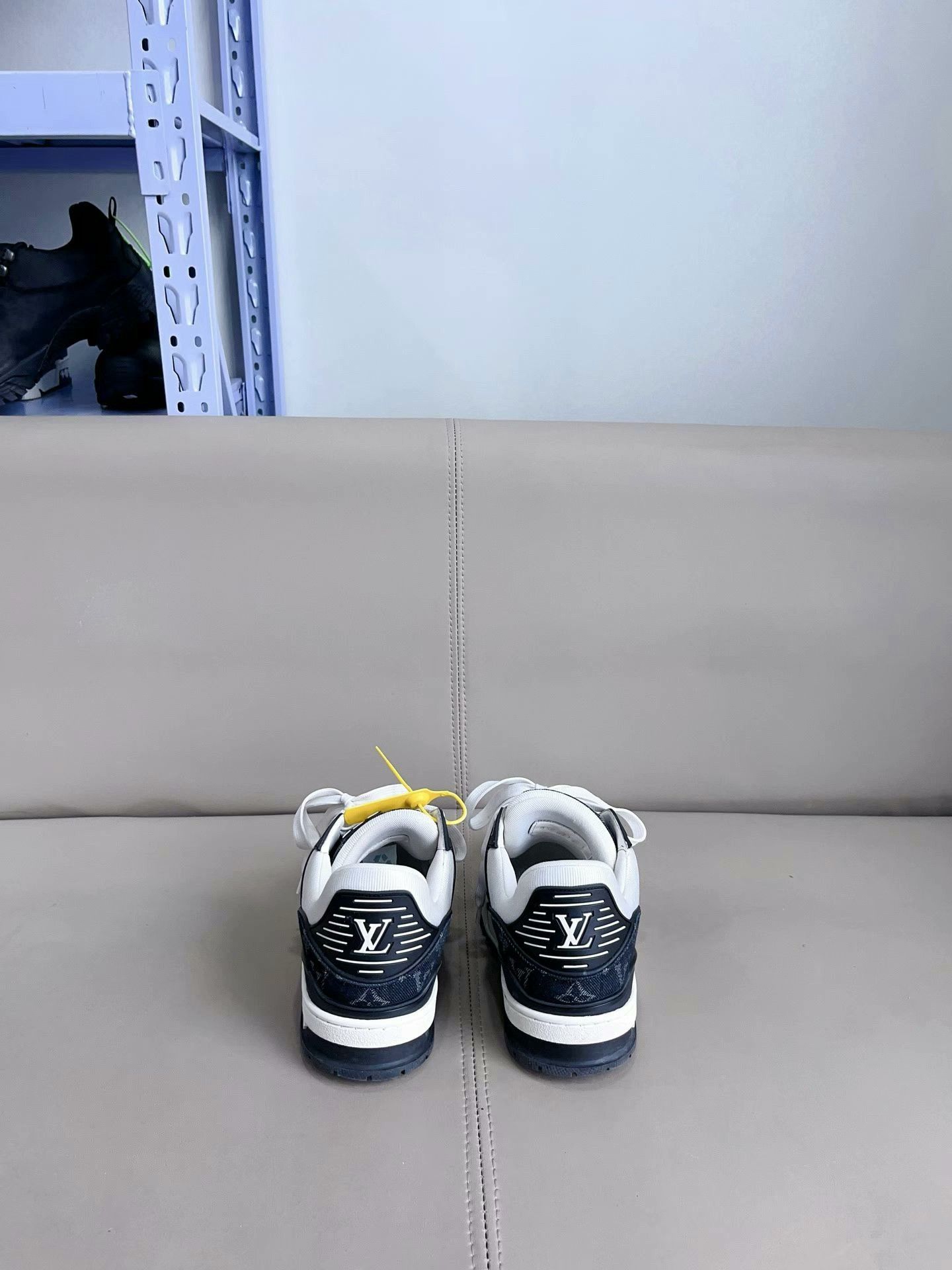 Louis Vuitton Louis Vuitton LV Trainer Black and White Sneakers Size US 10 / EU 43 - 2 Thumbnail