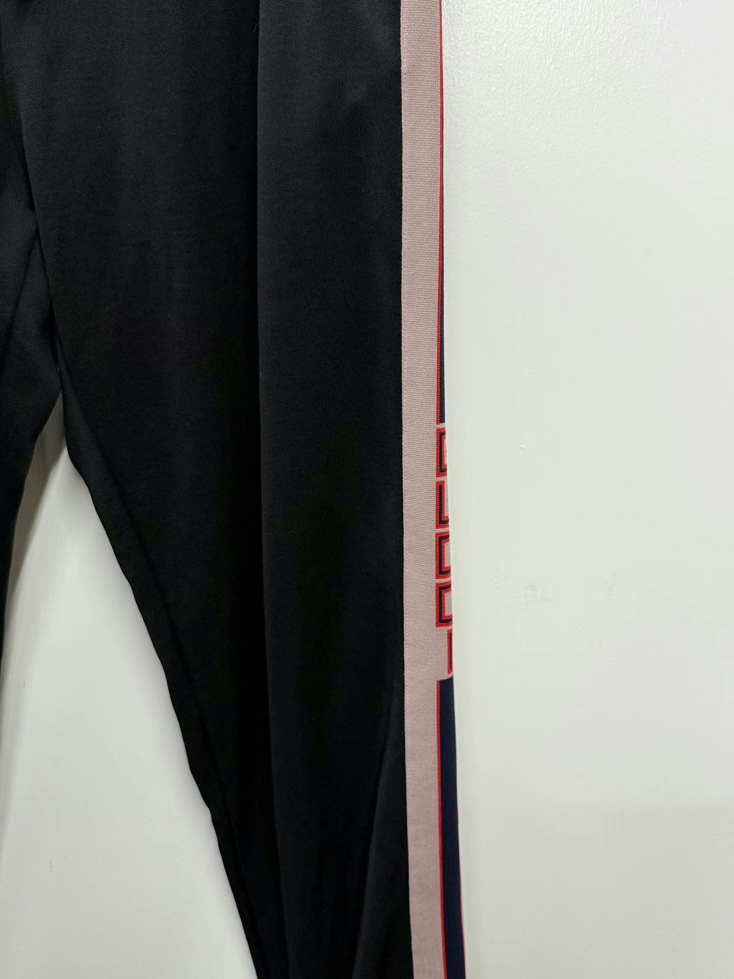 Gucci gucci classic striped knit sports pants Size US 40 / EU 56 - 3 Thumbnail