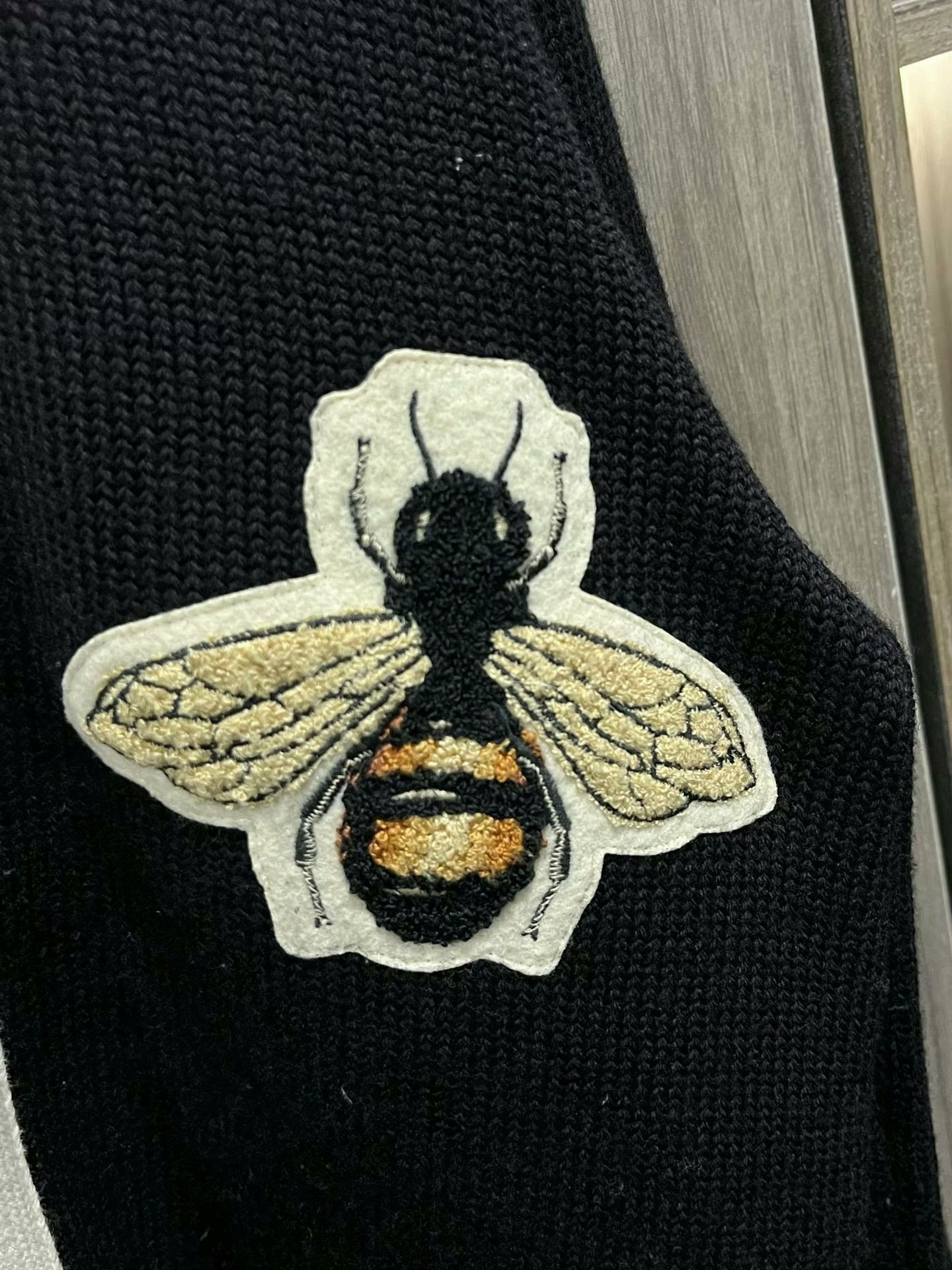 Gucci black embroidered wool cardigan from gucci Size US M / EU 48-50 / 2 - 6 Thumbnail