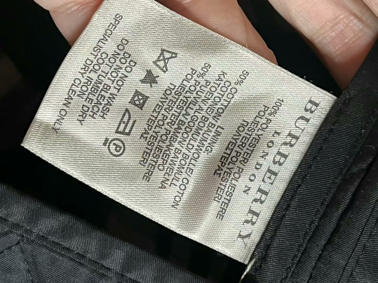 Burberry burberry women's quilted thermal coat size S Size S / US 4 / IT 40 - 3 Thumbnail