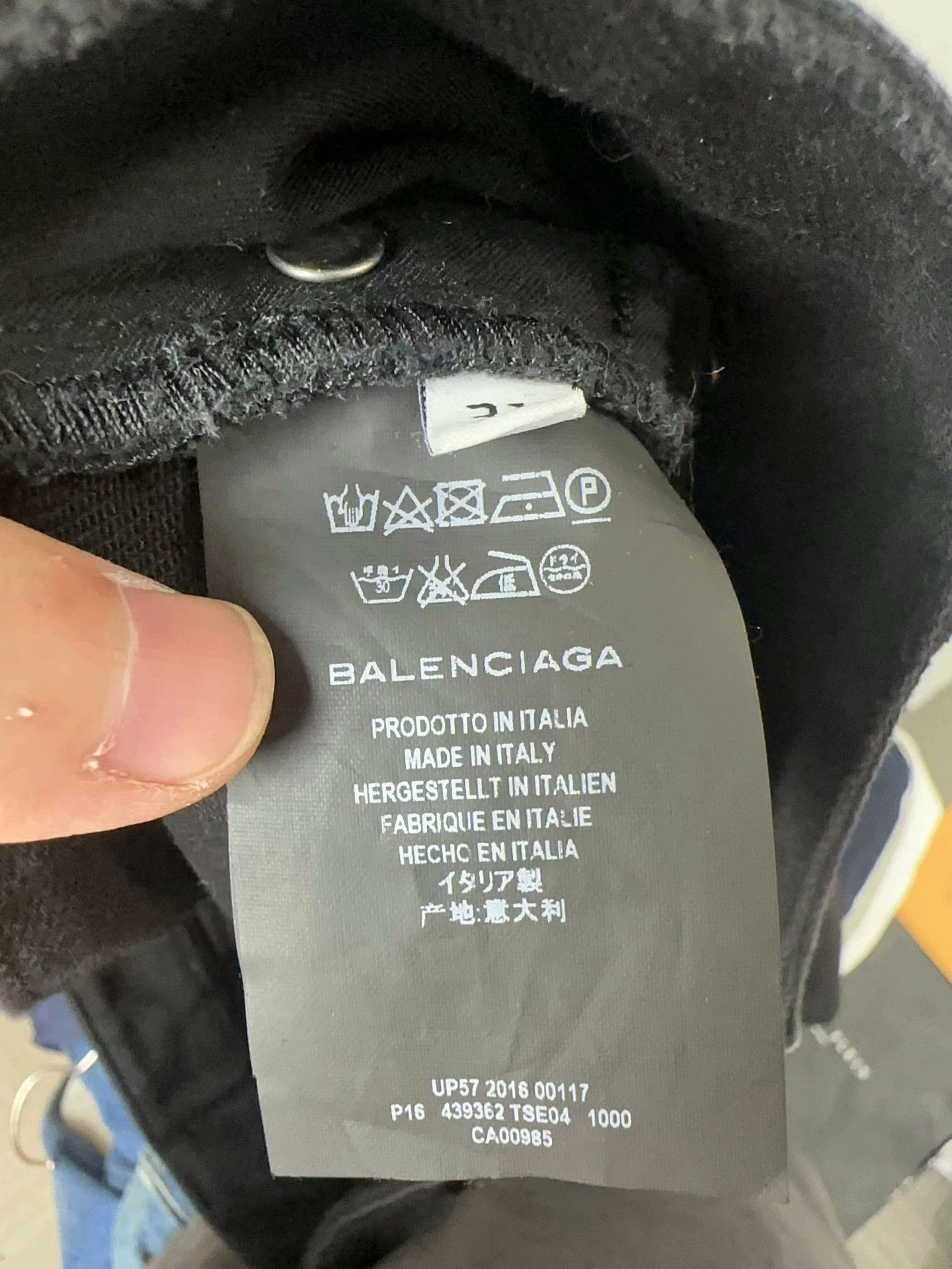 Balenciaga balenciaga black zipper denim pants size 31 Size US 31 - 4 Thumbnail