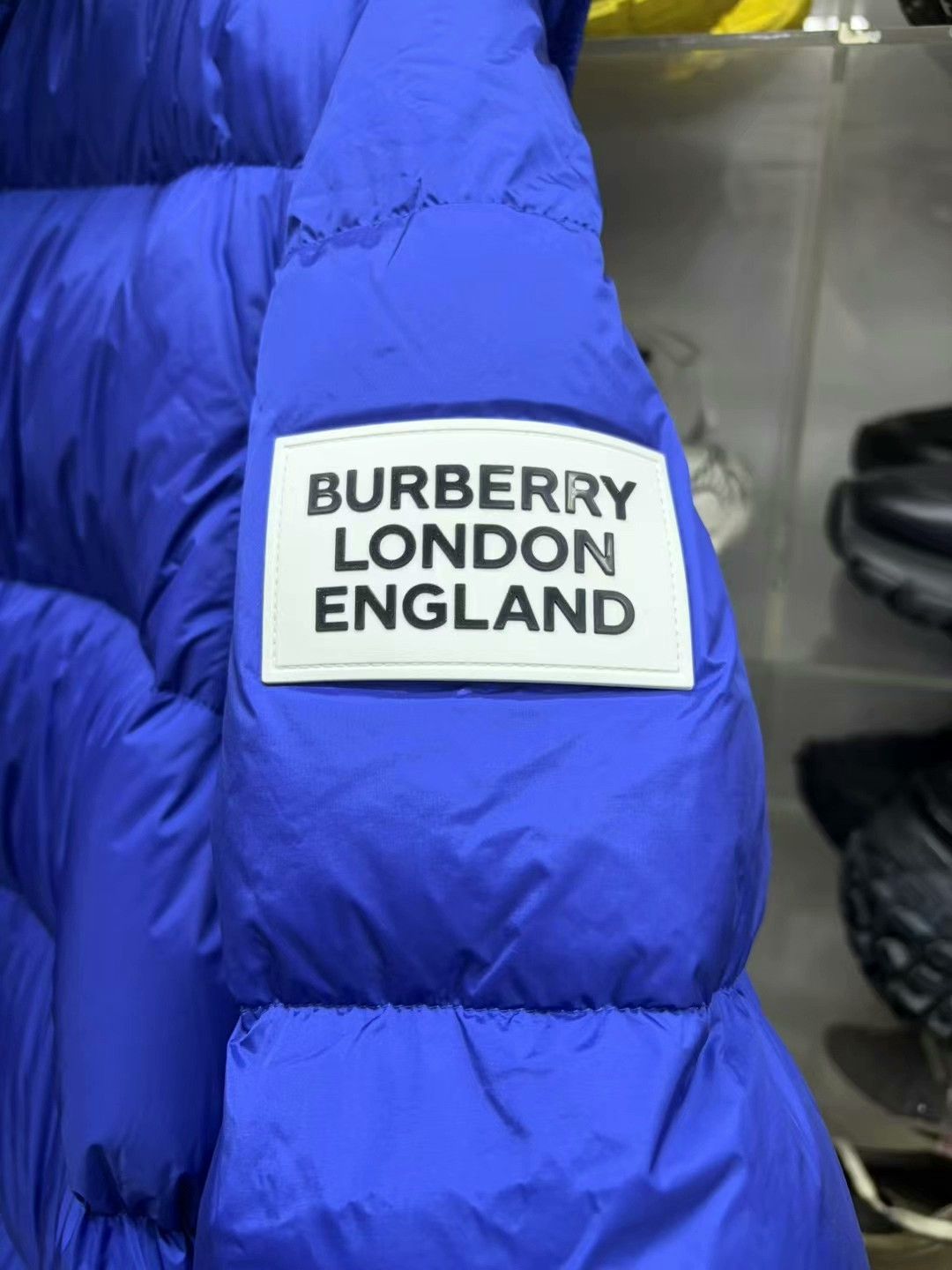 Burberry burberry blue detachable hooded puffer jacket Size US XXL / EU 58 / 5 - 4 Thumbnail