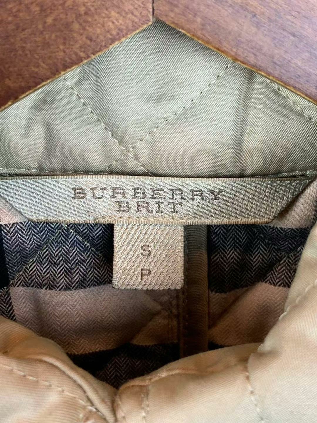 Burberry burberry beige diamond quilted cotton jacket Size US S / EU 44-46 / 1 - 3 Thumbnail