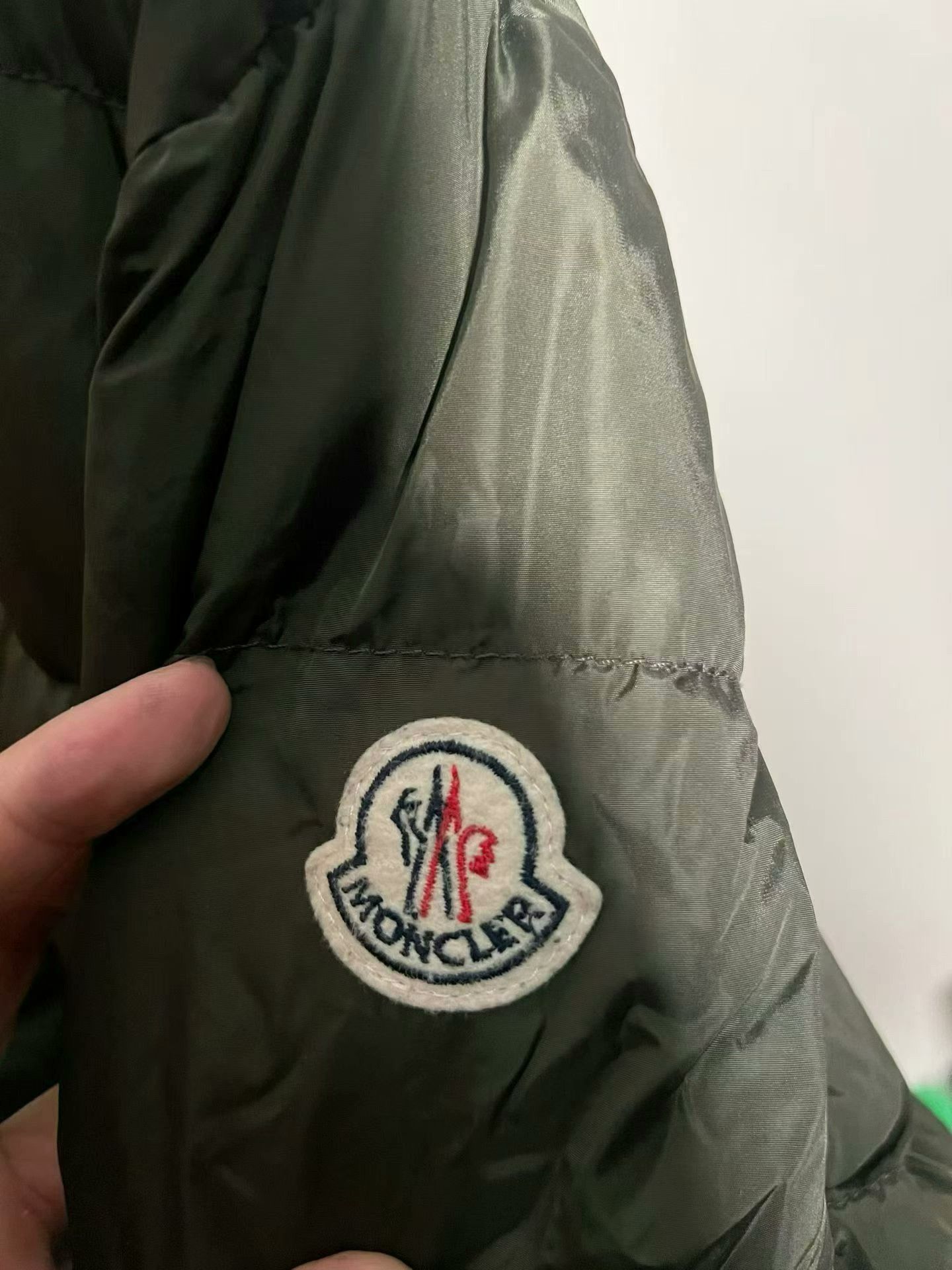 Moncler moncler green down jacket with knit sleeves Size US L / EU 52-54 / 3 - 3 Thumbnail
