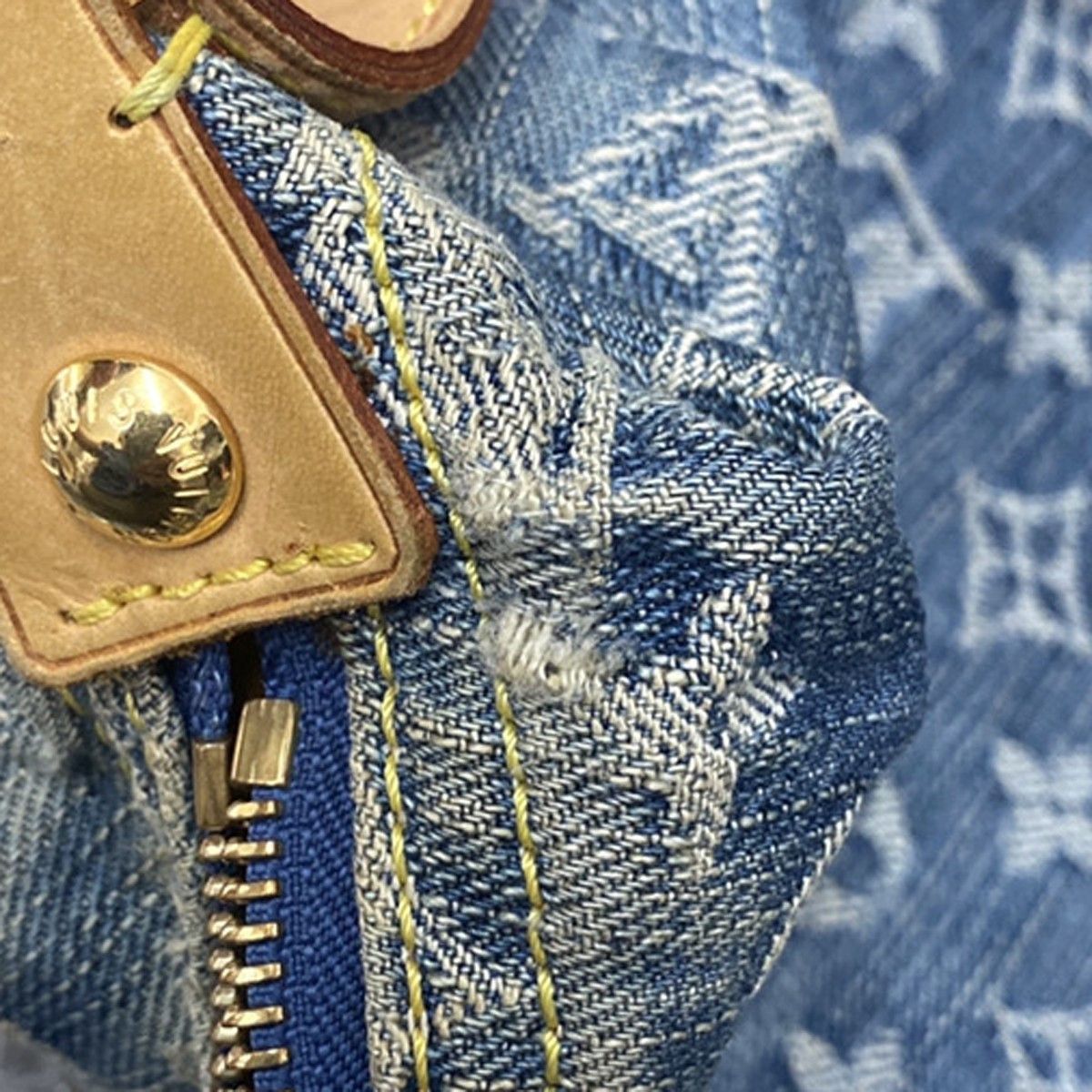 Louis Vuitton Louis Vuitton Baggy Handbag Denim Size ONE SIZE - 11 Thumbnail