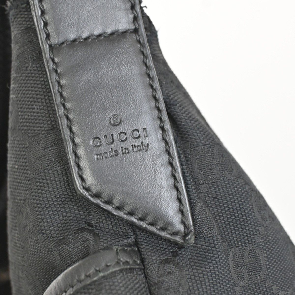 Gucci Gucci Zip Messenger GG Canvas with Perforated Leather Size ONE SIZE - 13 Thumbnail