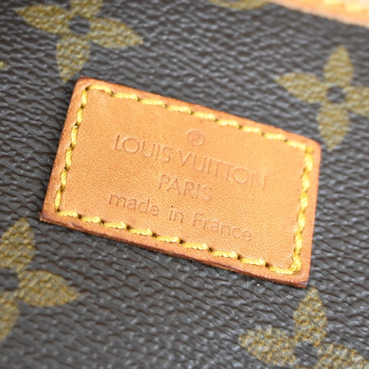 Louis Vuitton Louis Vuitton Saumur Handbag Monogram Canvas Size ONE SIZE - 6 Thumbnail