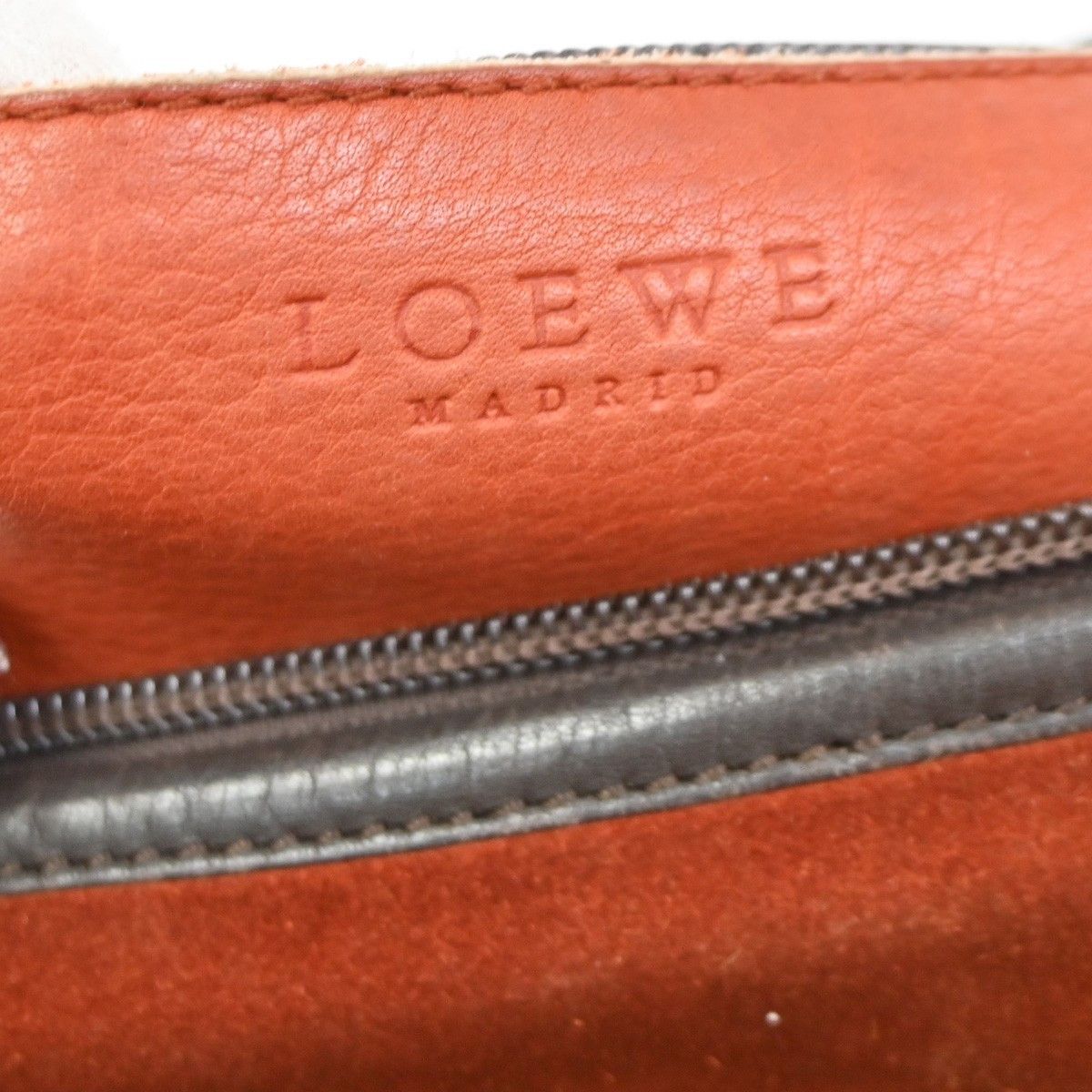 Loewe Loewe Anagram Shoulder Bag Suede Size ONE SIZE - 6 Thumbnail