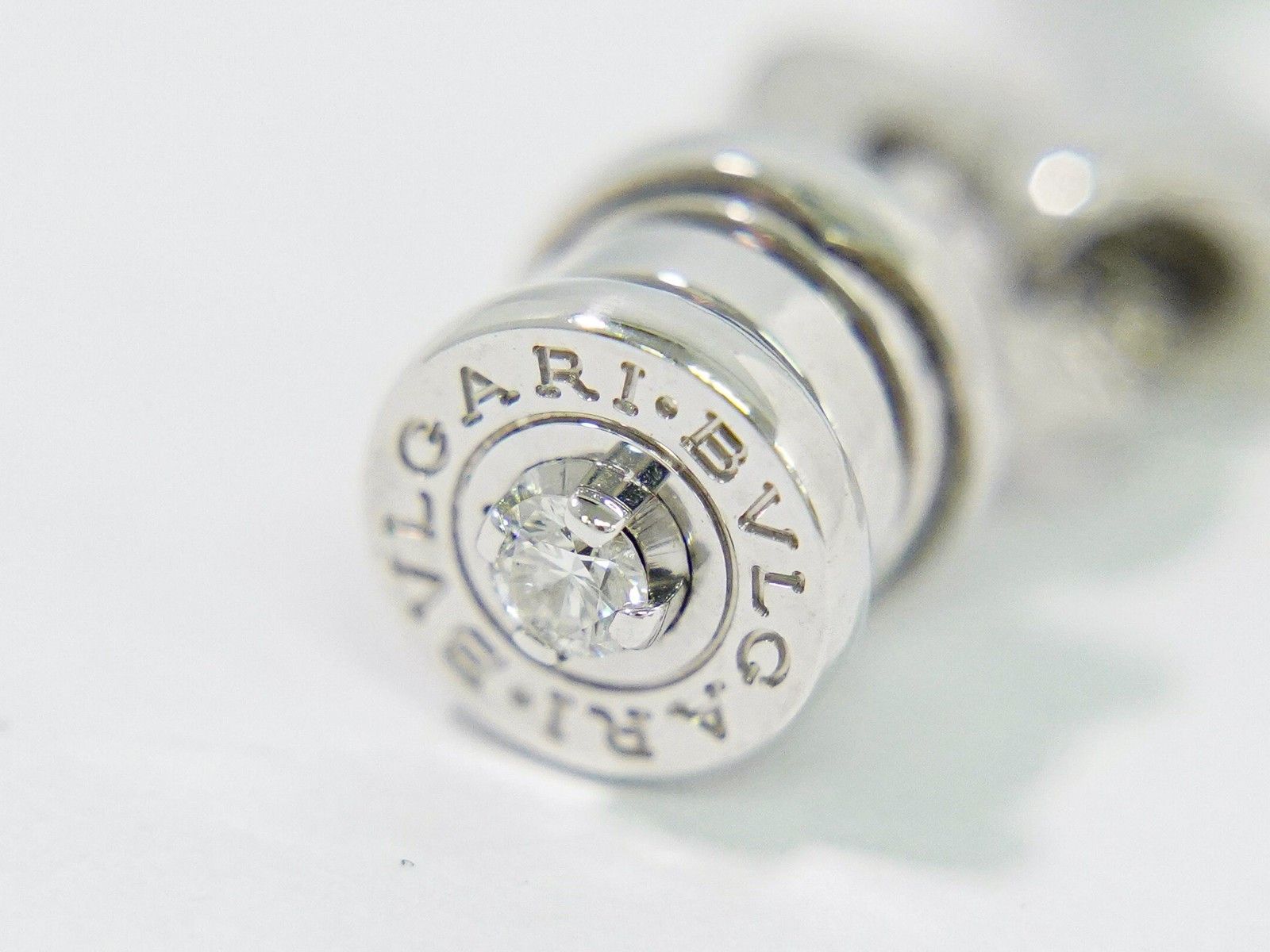 Bvlgari Bvlgari B.Zero1 Element Dangle Charm Ring 18K White Gold with Diamond Size ONE SIZE - 3 Thumbnail