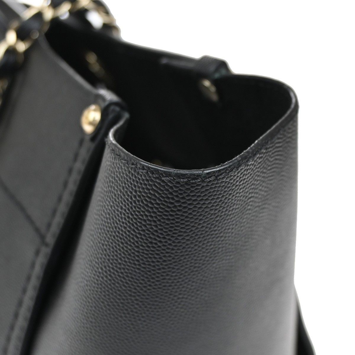 Chanel Chanel Deauville NM Tote Embossed Calfskin Size ONE SIZE - 16 Thumbnail