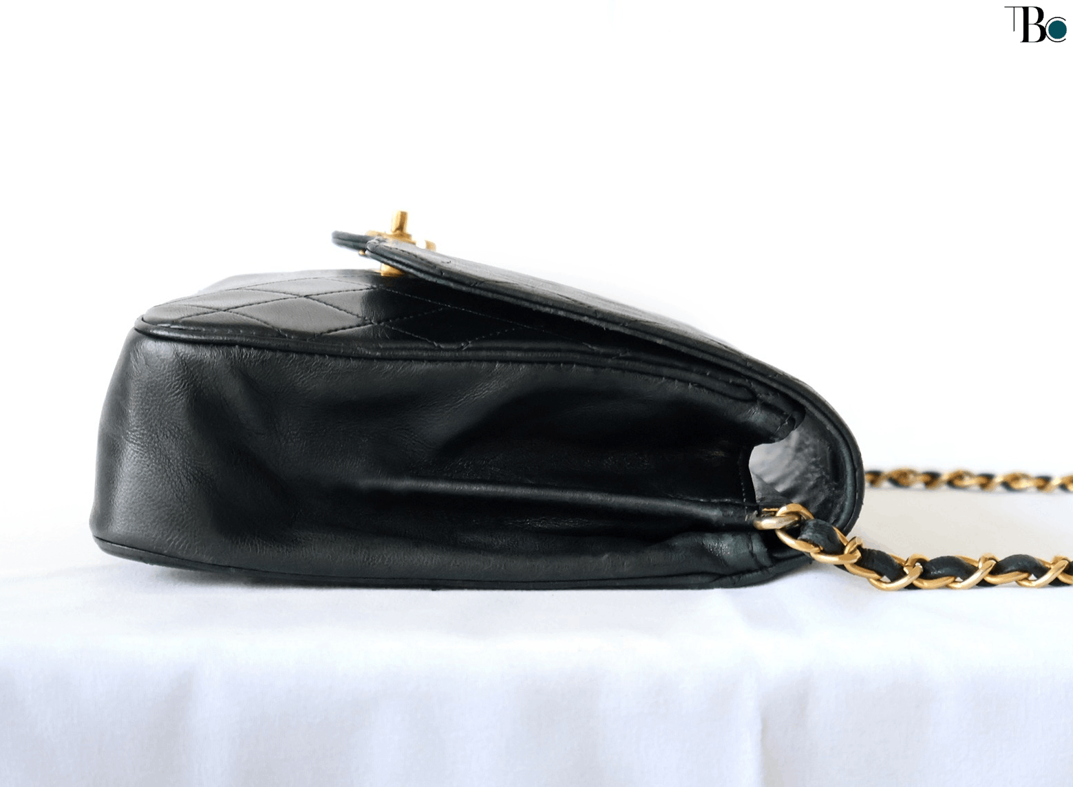 Chanel Chanel Chain Flap Shoulder Bag Quilted Lambskin Size ONE SIZE - 4 Thumbnail