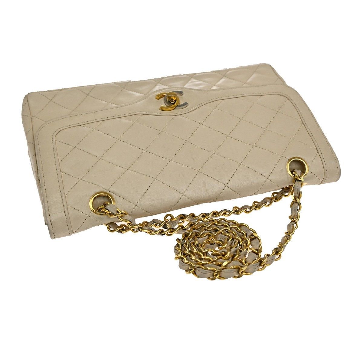 Chanel Chanel Vintage Two Tone CC Flap Bag Quilted Lambskin Size ONE SIZE - 7 Thumbnail