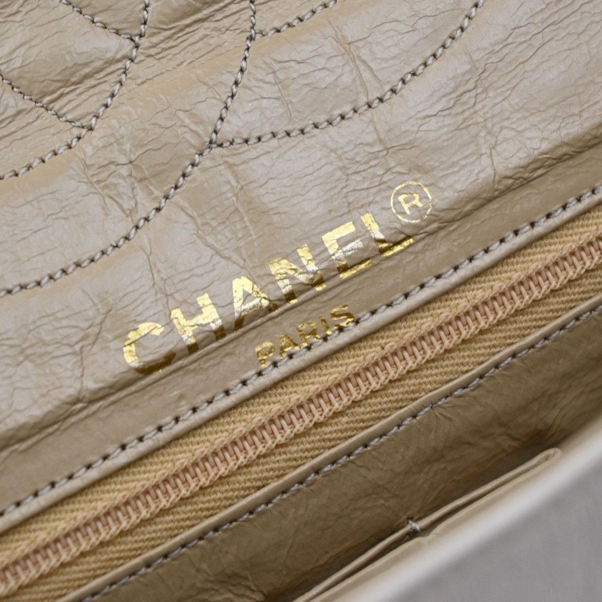 Chanel Chanel Vintage Two Tone CC Flap Bag Quilted Lambskin Size ONE SIZE - 6 Thumbnail