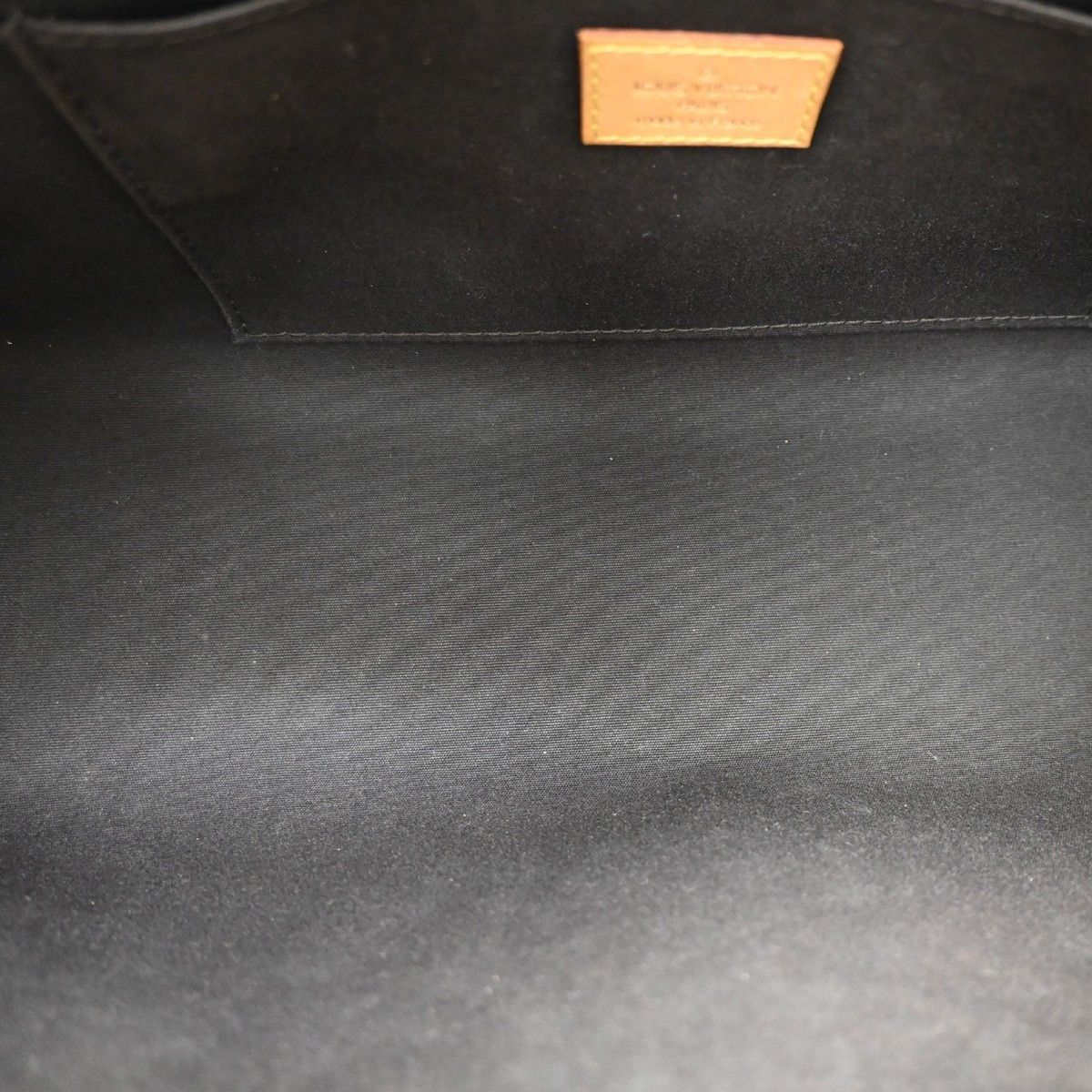 Louis Vuitton Louis Vuitton Roxbury Drive Handbag Monogram Vernis Size ONE SIZE - 5 Thumbnail