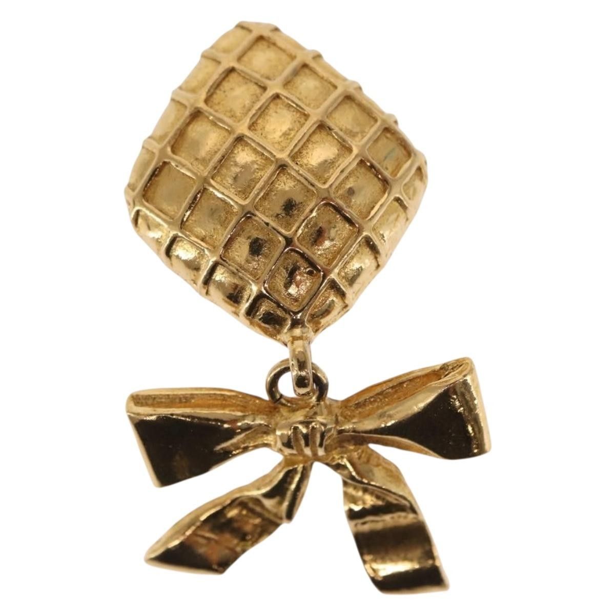 Chanel Chanel Ribbon Earring Metal Size ONE SIZE - 10 Thumbnail